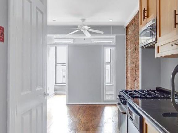 2nd image of 202 E 13th St #4CC