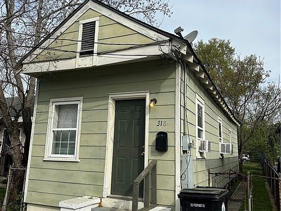 2nd image of 318 Socrates St