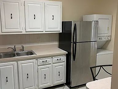 3rd image of 107 Lake Barbara Dr #107