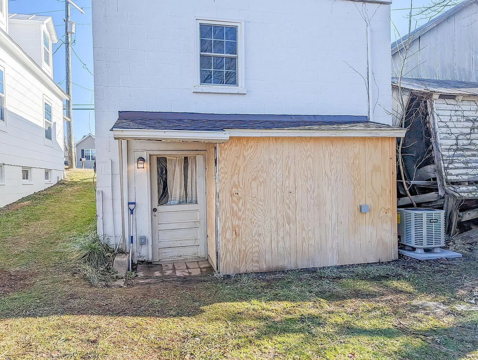 2 bed, 564 sqft, $1,650 — Photo 3