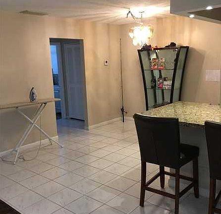 5th image of 410 SE 4th Ave APT 5