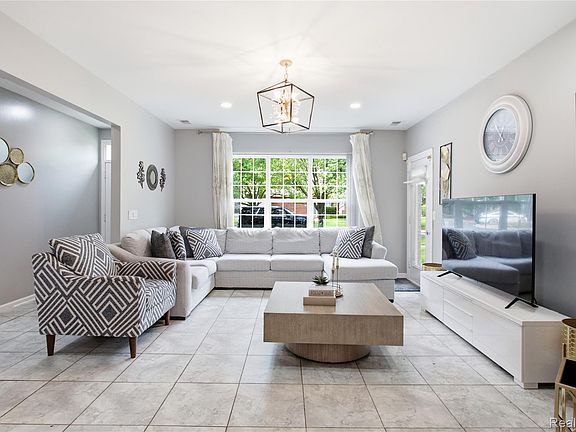 4th image of 13169 Canopy Dr