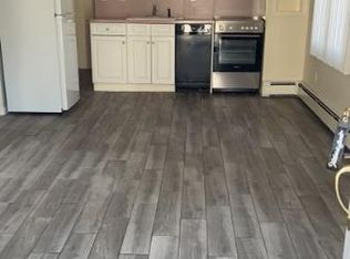 12 17th Ave FLOOR 1, Ronkonkoma, NY 11779