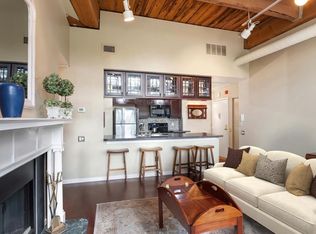 11 N 2nd St APT 302, Philadelphia, PA 19106