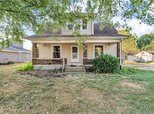 303 E Pearl St, Trafalgar, IN 46181