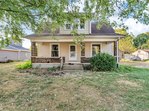 303 E Pearl St, Trafalgar, IN 46181