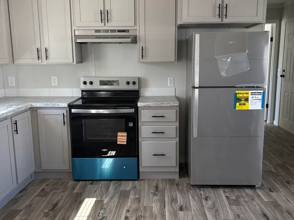 Unit 114 Pp, Hubert, NC 28539