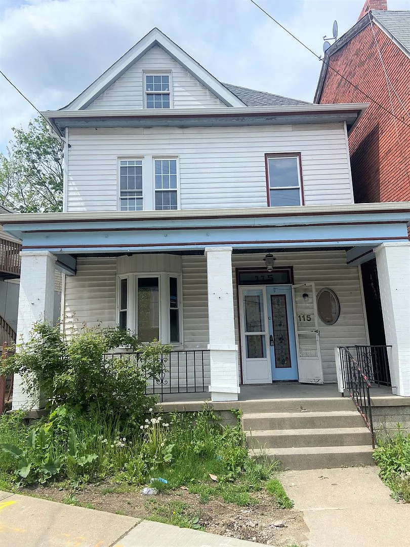 115 Stamm Ave photo 1