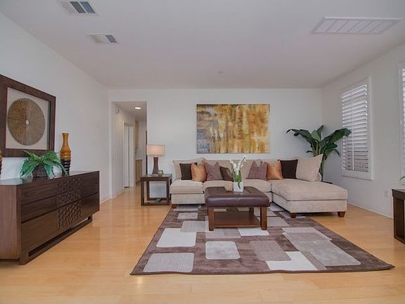 5th image of 5625 Crescent Park W APT 417
