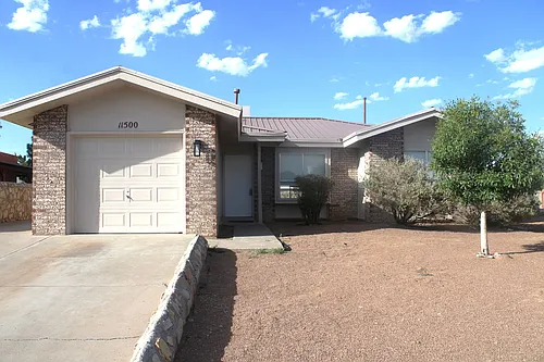 11500 Bob Mitchell Dr Photo 1