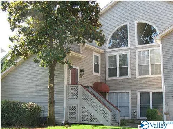 1075 Stones Throw Dr NW, Huntsville, AL 35806