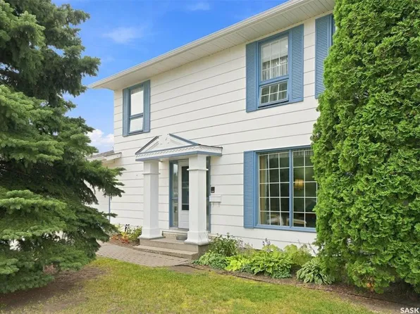 UNIT Crescent-211 David Knight CRESCENT, Saskatoon, SK S7K 5L7