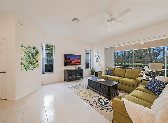 3rd image of 8562 Gleneagle Way