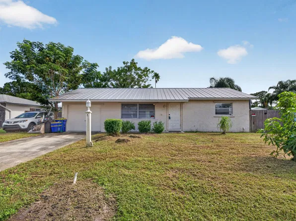1860 SE Madison Street, Stuart, FL 34997