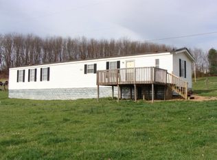 187 Felts Ln, Max Meadows, VA 24360