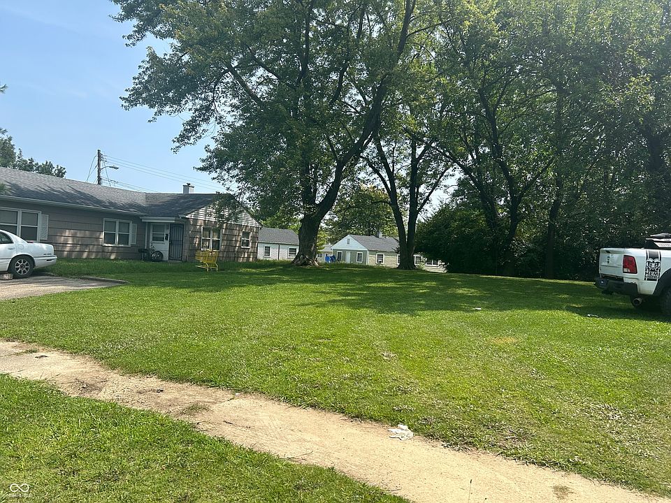 1st image of 2237 Admiral Dr