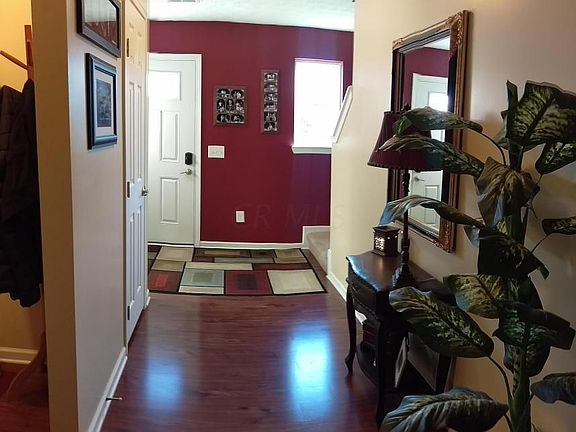 5th image of 4914 Whispering Falls Dr