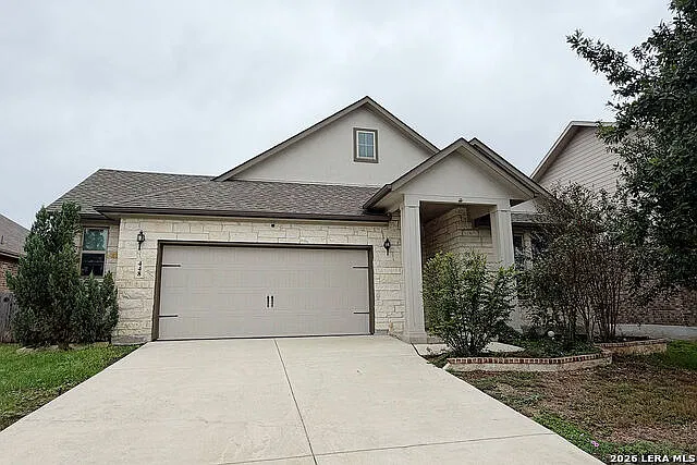 4 bed, 3.0 bath, 2244 sqft, $2,300 — Photo 3