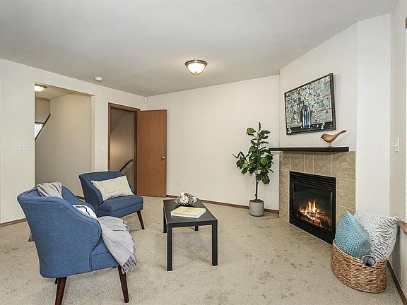 5th image of 4975 Bowwood Cir NE