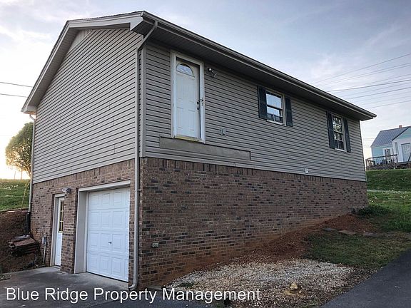4th image of 120 Shelby Ave