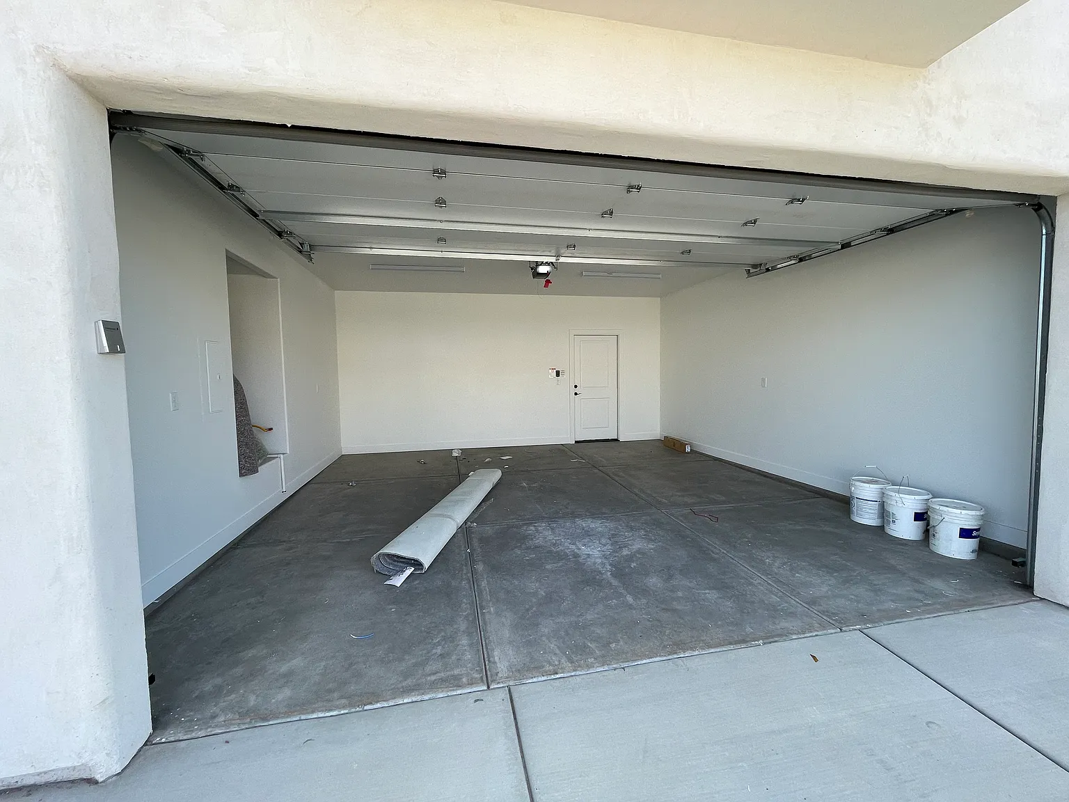 Amazing 4 bedroom 2.5 bathroom condo — Photo 4