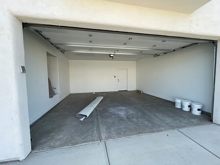 272 N 2470 W — Photo 13