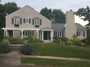 529 E Arch St, Marquette, MI 49855
