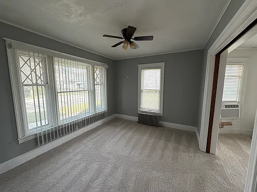 321 Cass St Photo 1