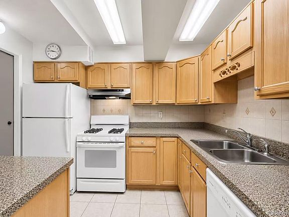 5th image of 209-33 26th Avenue #TJ