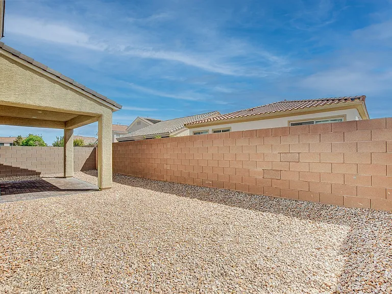 237 Zenobia Ct — Photo 46