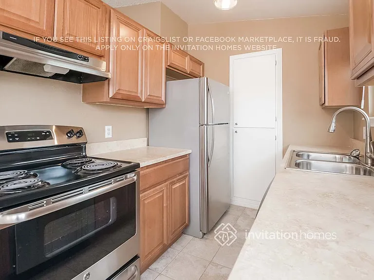 5004 S Richfield Cir — Photo 7