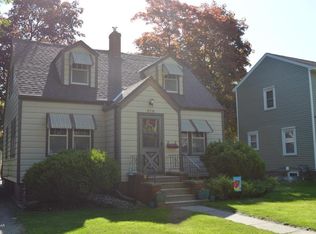 919 6th St SW, Willmar, MN 56201