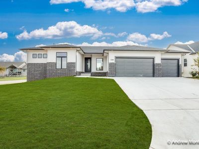 3148 N Pine Grove Cir, Wichita, KS, 67205