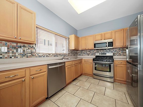 5th image of 2447 Courtyard Cir Unit 7