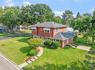 2816 29th Ave NE, Saint Anthony, MN 55418