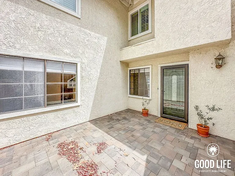 5691 E Stetson Ct — Photo 26