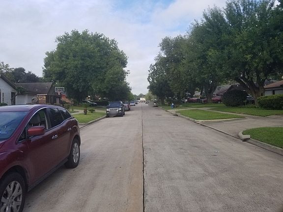 4th image of 3918 Curly Oaks Dr