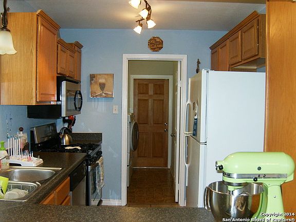 5th image of 5705 Errol Flynn Dr