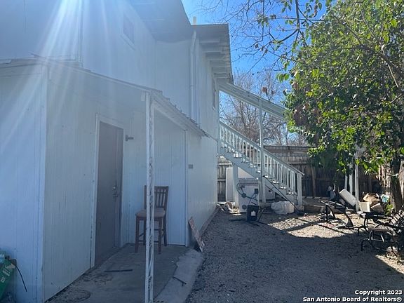 5th image of 2190 AND 2204 W SAN ANTONIO ST