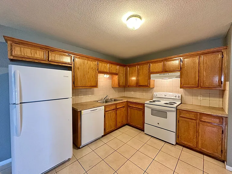 1501 Cinch Dr — Photo 7