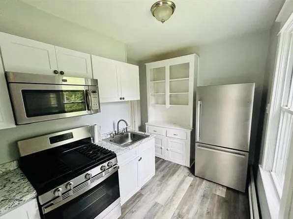 303 Kenny St APT C, Ridley Park, PA 19078