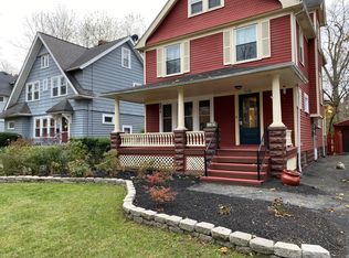 3330 E Fairfax Rd, Cleveland Heights, OH 44118