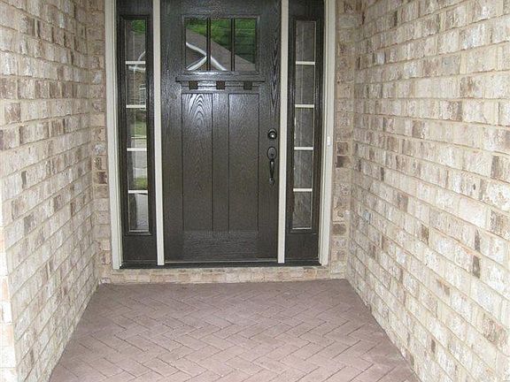 3rd image of 14029 Green Way Park Cir SE