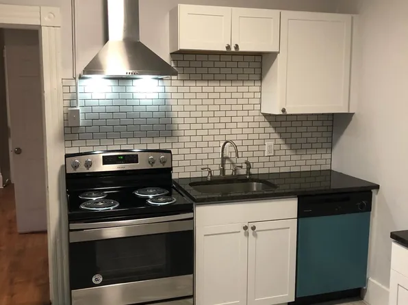 102 Southern Ave #1, Pittsburgh, PA 15211