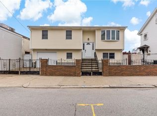 101 Gooding St, Pawtucket, RI 02860