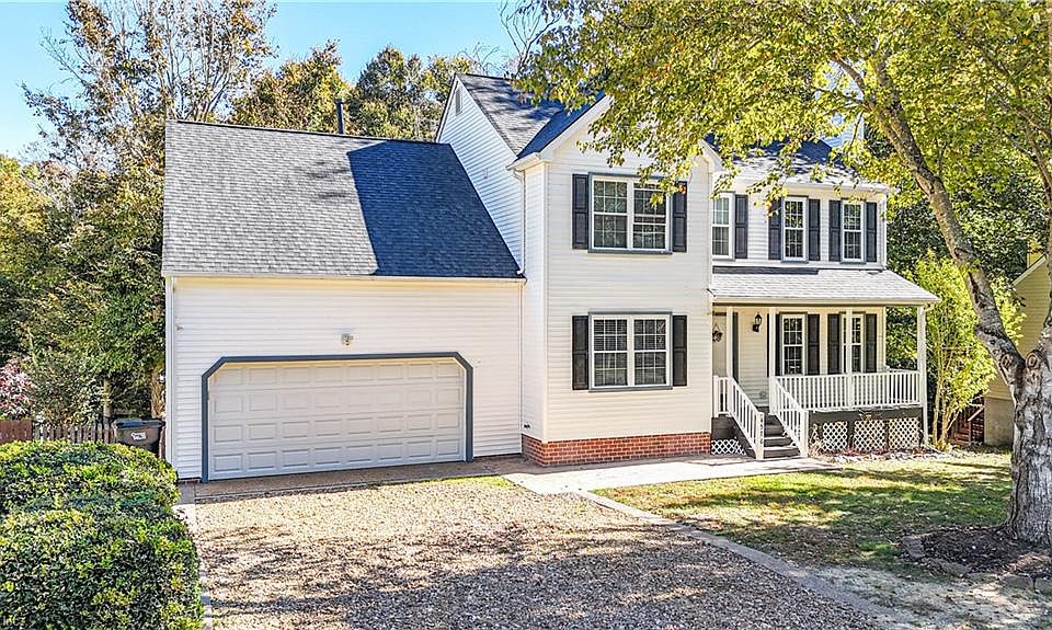 1st image of 4576 Village Park Dr