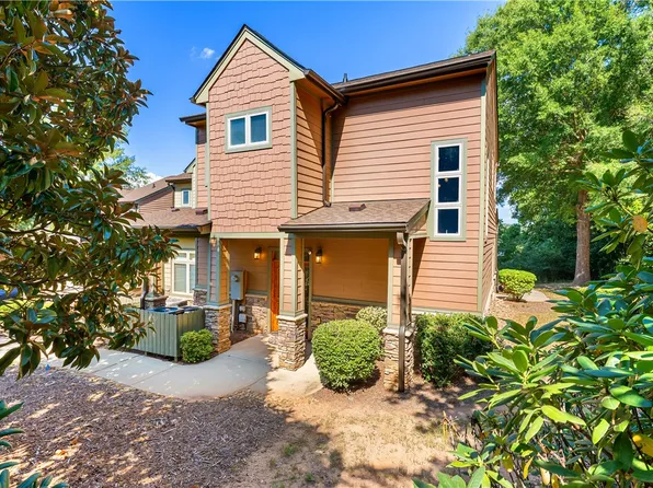 328 Blue Water Way, West Union, SC 29696