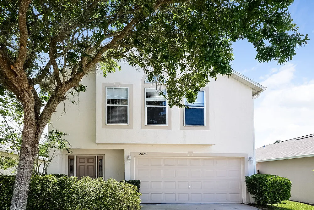 4 bed, 3.0 bath, 1892 sqft, $2,615 — Photo 1