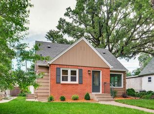 1383 Eleanor Ave, Saint Paul, MN 55116
