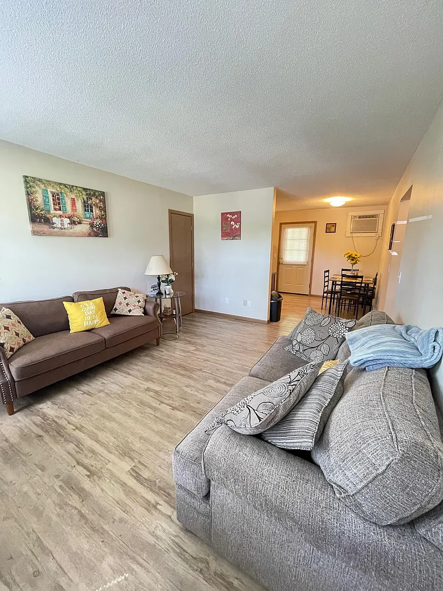 Building Photo - 29 Youngman Rd #4